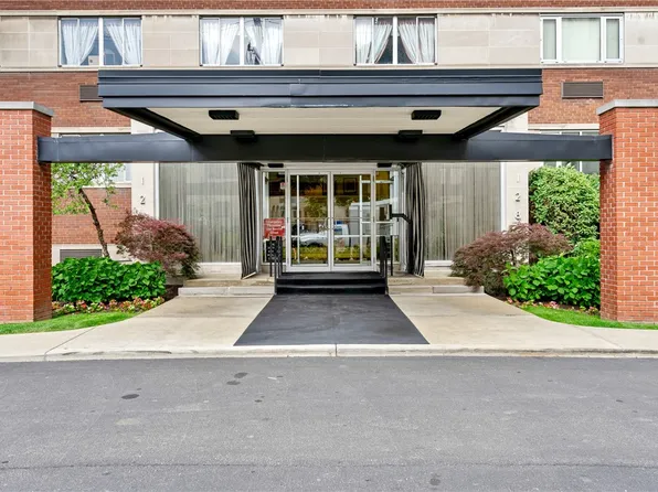 128 N Craig St APT 710, Pittsburgh, PA 15213