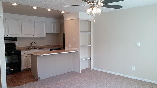 1st image of 1501 30th St SE APT 207