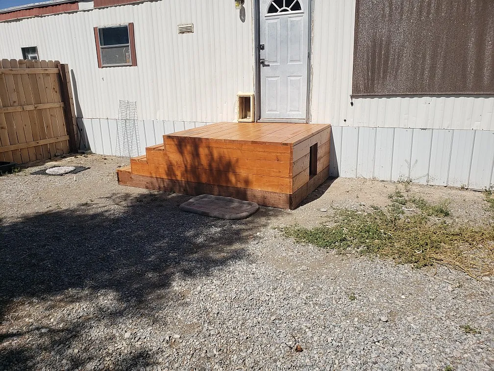 2 bed, 900 sqft, $1,200 — Photo 1