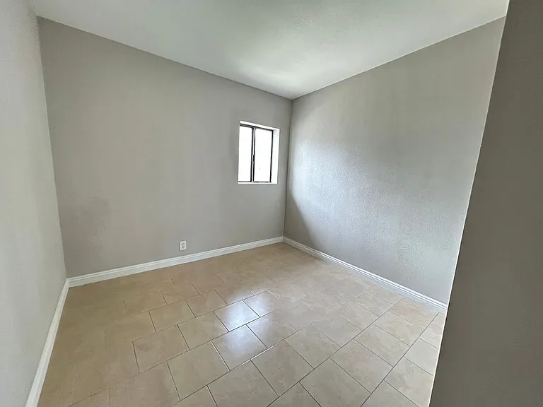 1309 Exley Ave — Photo 11