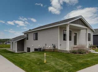 5267 56th St NW, Rochester, MN 55901