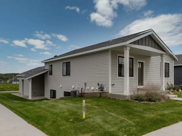 5267 56th St NW, Rochester, MN 55901