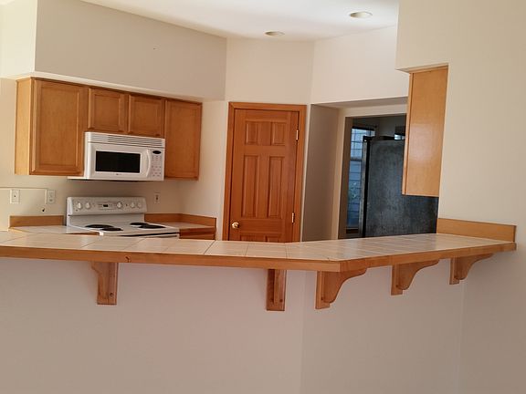 5th image of 22764 NE 4th St
