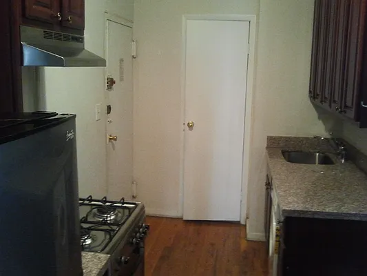 Rented by Skyline Realty LLC II | media 3