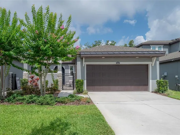 212 Villa Luna Ln, Lutz, FL 33549