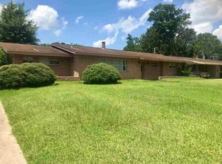 3490 Crestwood Dr, Beaumont, TX 77706