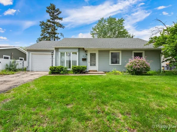 706 Parkside Cir, Streamwood, IL 60107