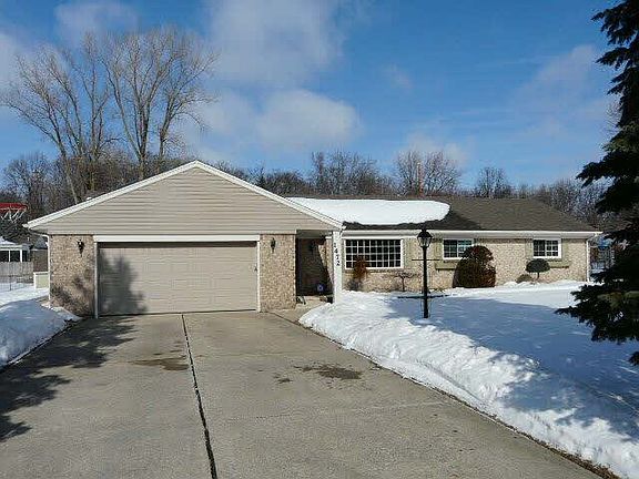 2nd image of 1472 Indian Creek Dr