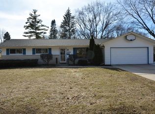 1235 E Laflin Ave, Waukesha, WI 53186