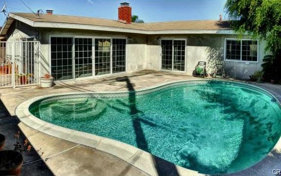 2nd image of 6662 Lenore Ave