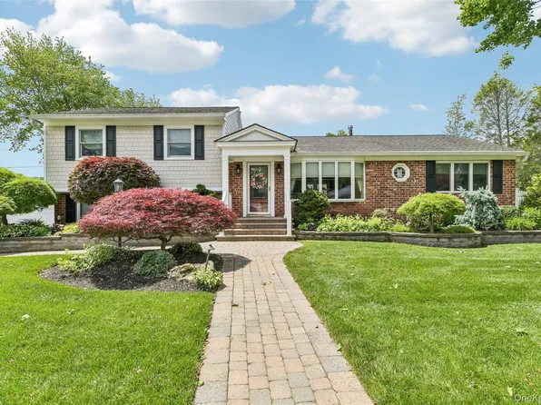 23 Middle Drive, Huntington, NY 11743