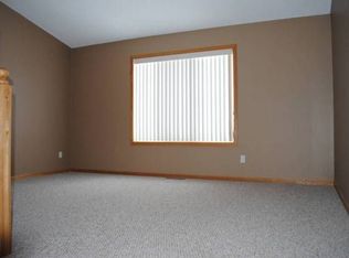 11635 10th St NE, Hanover, MN 55341