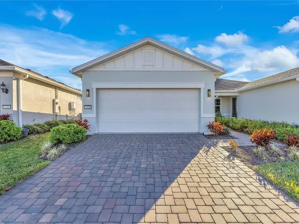 2434 Cliff Way St, Saint Cloud, FL 34771