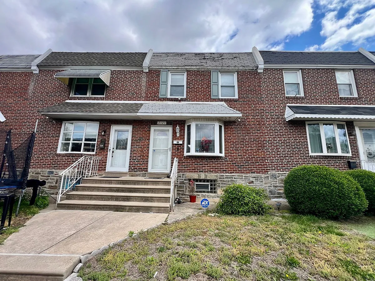 Building Photo - 2121 Lardner St