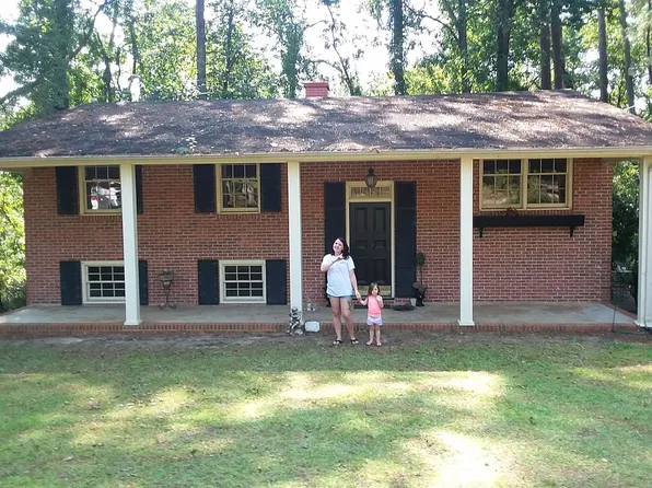 310 Pinewood Dr, Dublin, GA 31021