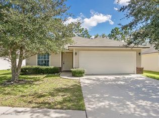 2555 Carson Oaks Dr, Jacksonville, FL 32221