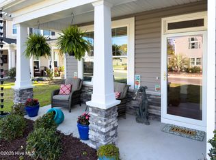 1121 Spincast Rd, Southport, NC 28461