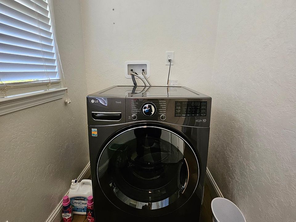 Washer and dryer combo.