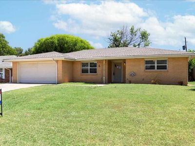 5 NW 57th St, Lawton, OK, 73505