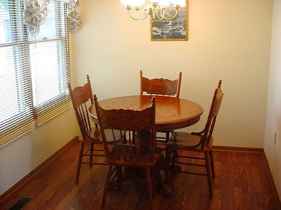 5th image of 217 Saratoga Dr