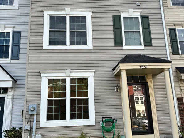 9829 Larson Pl, Waldorf, MD 20603