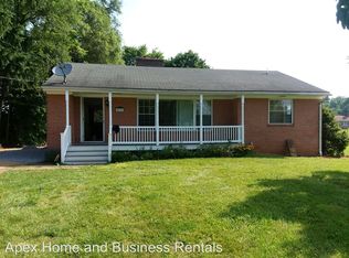 4037 Shepherdstown Rd, Martinsburg, WV 25404