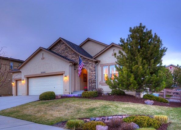 Stunning Flying Horse Home