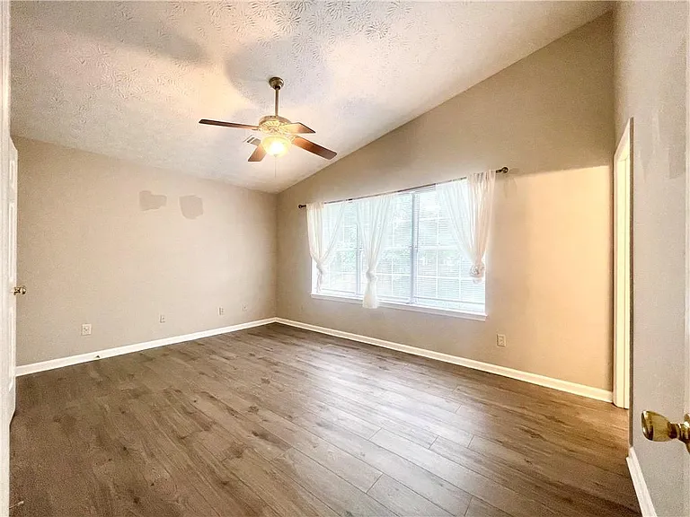 10680 Mortons Xing — Photo 13