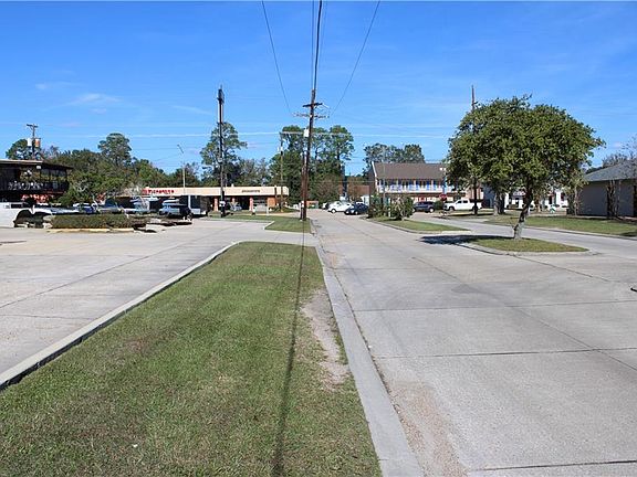 5th image of 13740 Englewood Dr