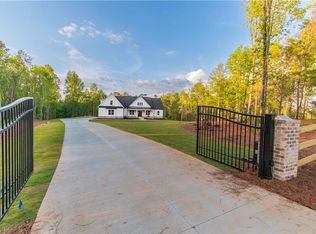 924 Browning Rd, Fairmount, GA 30139