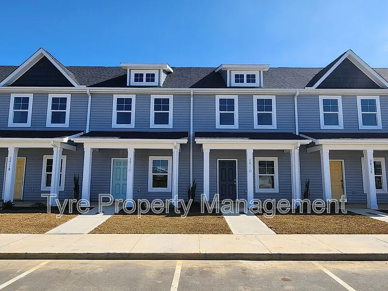 2 bed, 2.5 bath, 1110 sqft, $1,600 — Photo 4