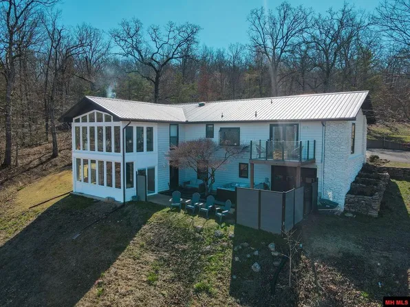 249 Northbend Ln, Mountain Home, AR 72653