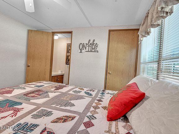 5th image of 237 Blue Ridge Rd