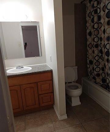 3rd image of 1116 Crape Myrtle Ln APT 17