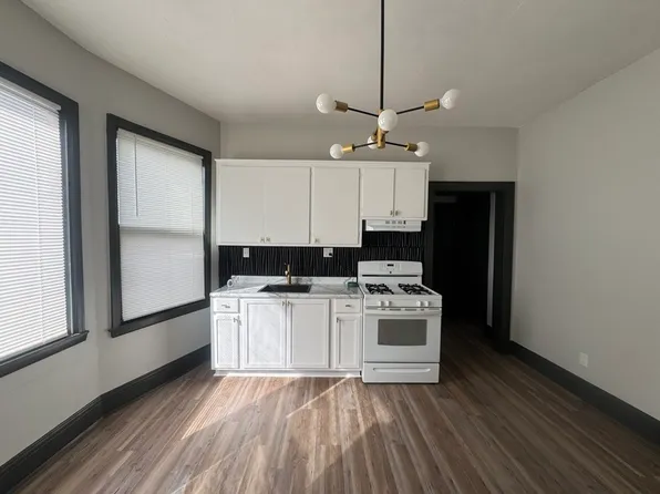 2431 S 34th St #2431, Milwaukee, WI 53215