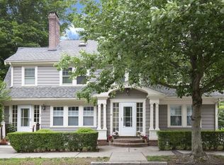 54 Beaconsfield Rd #54, Brookline, MA 02445