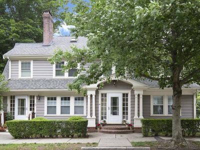 54 Beaconsfield Rd #54, Brookline, MA, 02445