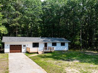 1476 Red Apple Rd, Manistee, MI 49660