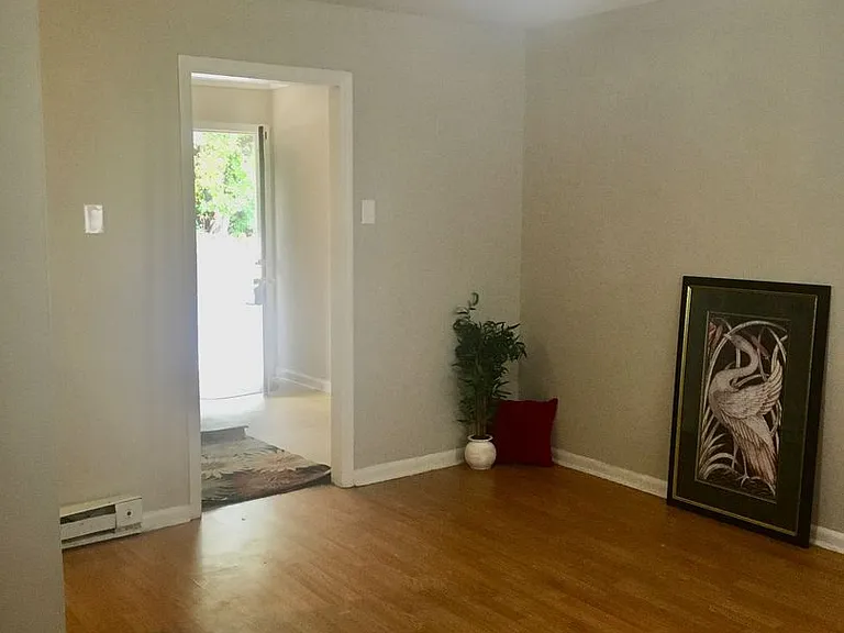 610 W 5th Ave — Photo 15