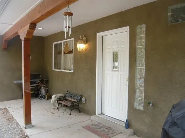 106 Via Sedillo Rd, Tijeras, NM 87059