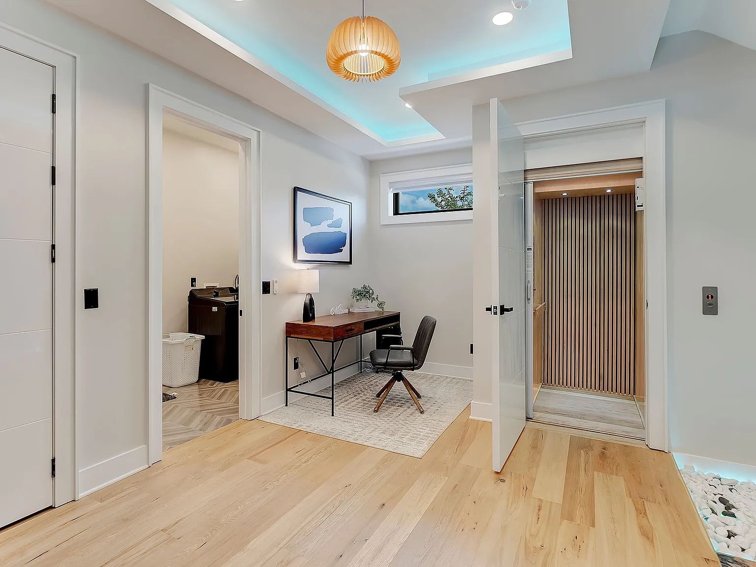 4 bed, 3529 sqft, $5,500 — Photo 3