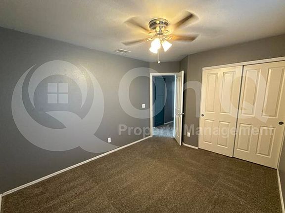 5th image of 9041 W Caribbean Ln
