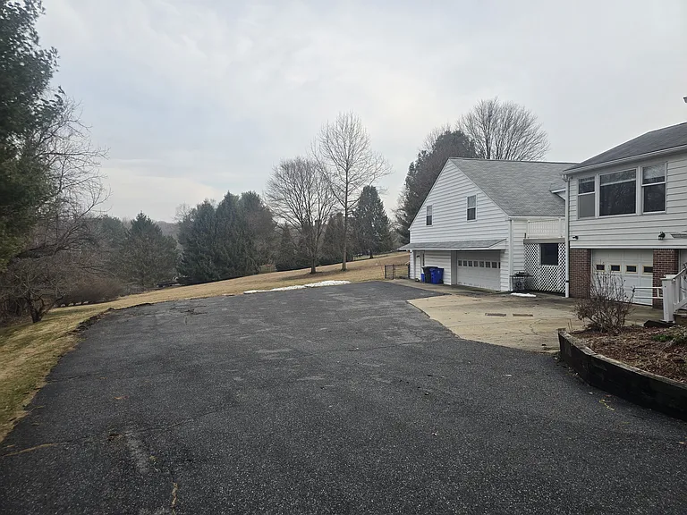 1815 Ednor Rd — Photo 6