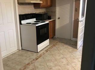 412 W Ann Arbor Trl APT 1, Plymouth, MI 48170