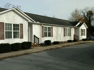 968 N Respess St, Washington, NC 27889