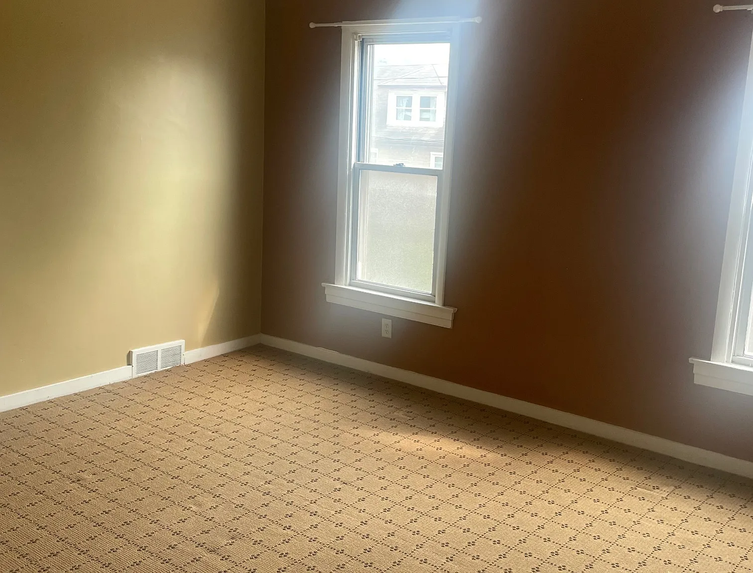 221 5th Street - 2 — Photo 3