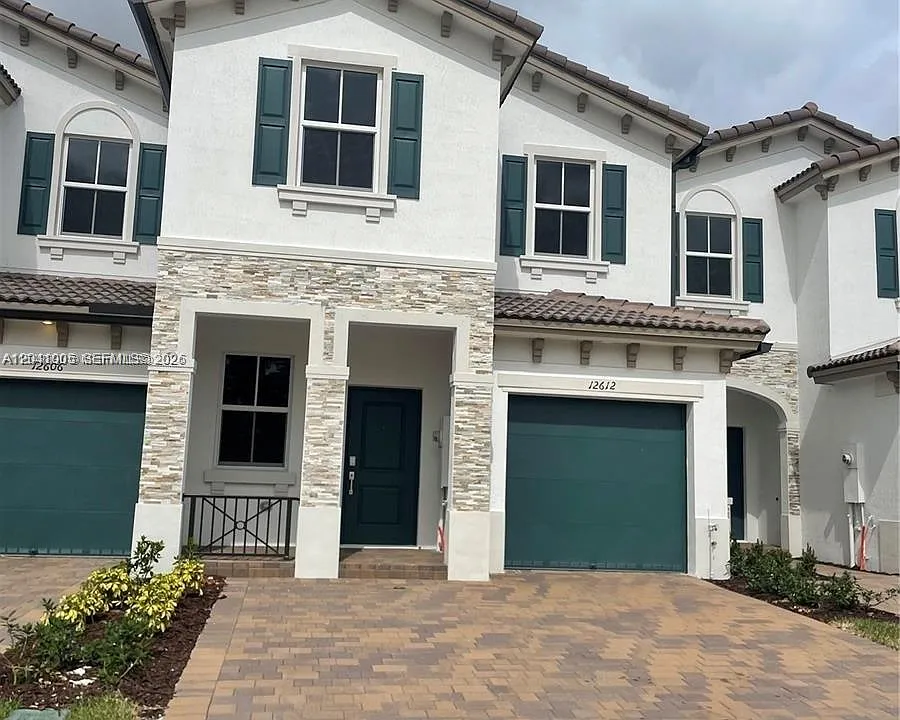 12612 NW 22nd Pl #12612
