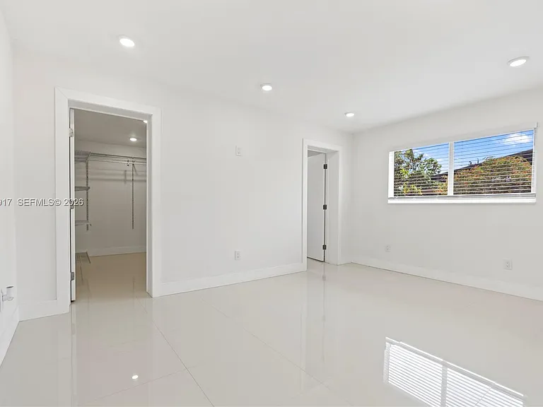 10501 SW 53rd St — Photo 40