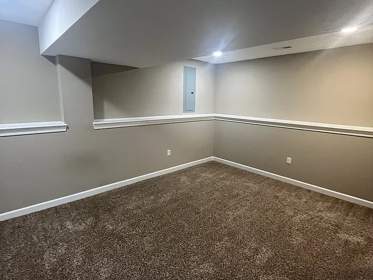 455 Ash Ct — Photo 21