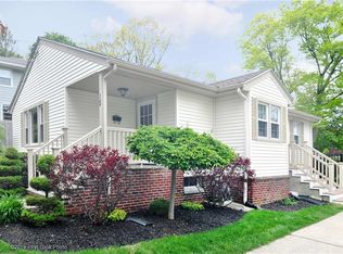 15 Chestnut St, Johnston, RI 02919